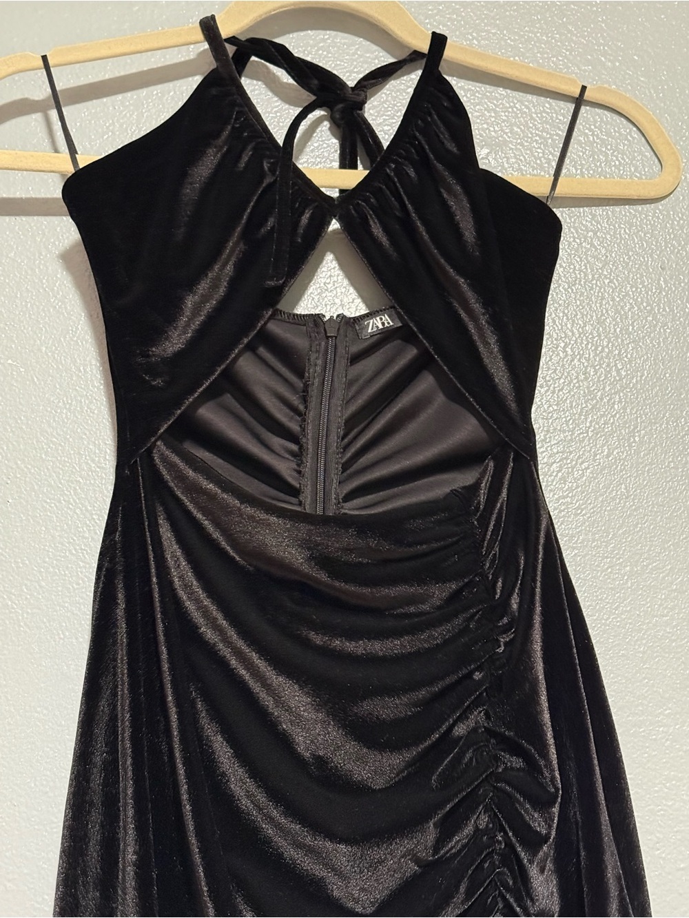 ZARA Black velvet Halter Ruched Mini Dress size XS - Picture 2 of 5